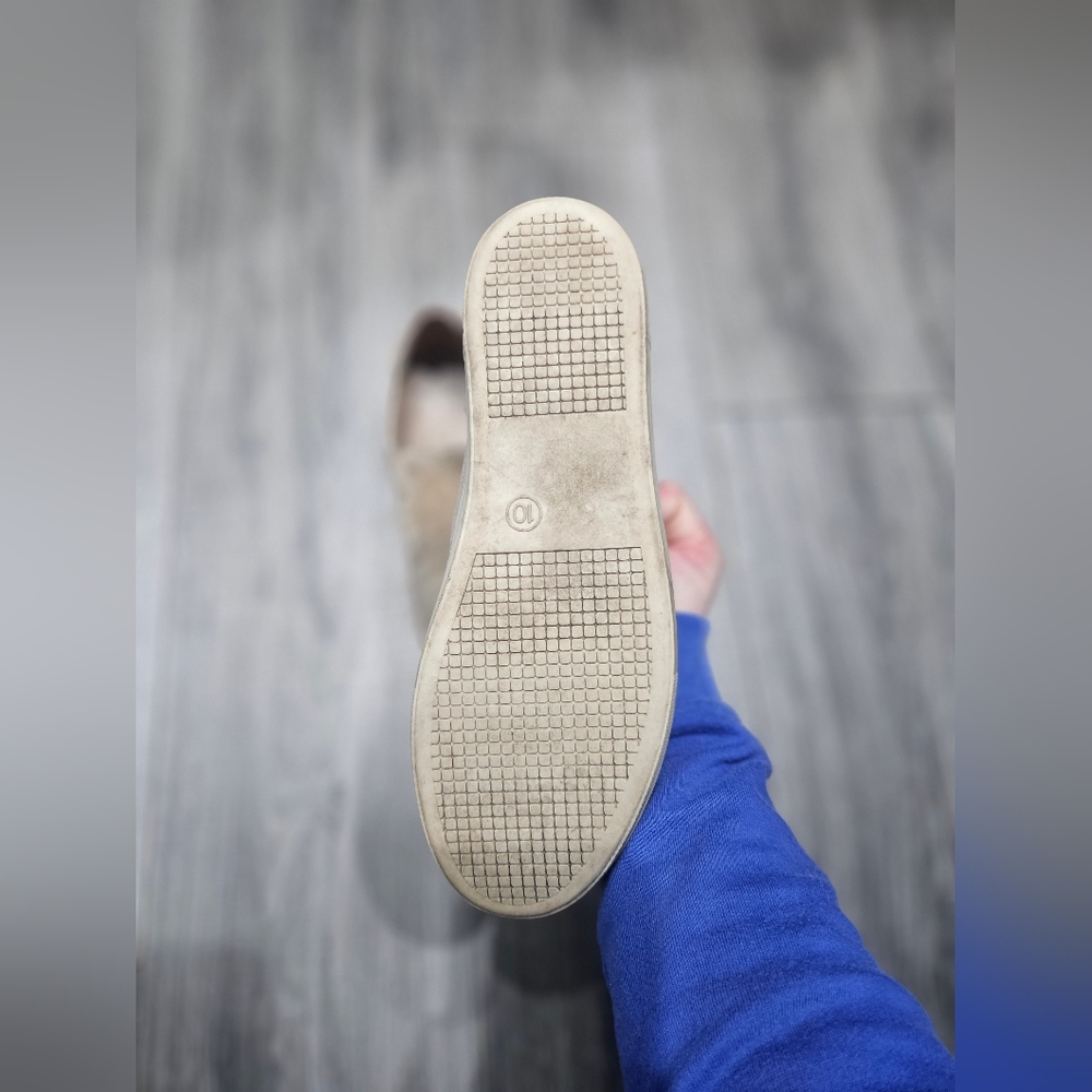 🛍 Candies womens puff ball neautral tan faux suede slip on sneakers size 10 - Picture 6 of 8